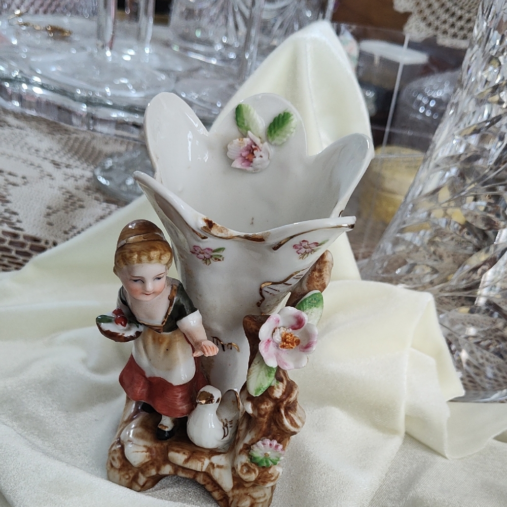 Hand-Painted Porcelain Figurine Bud Vase - White, Pink, Green
